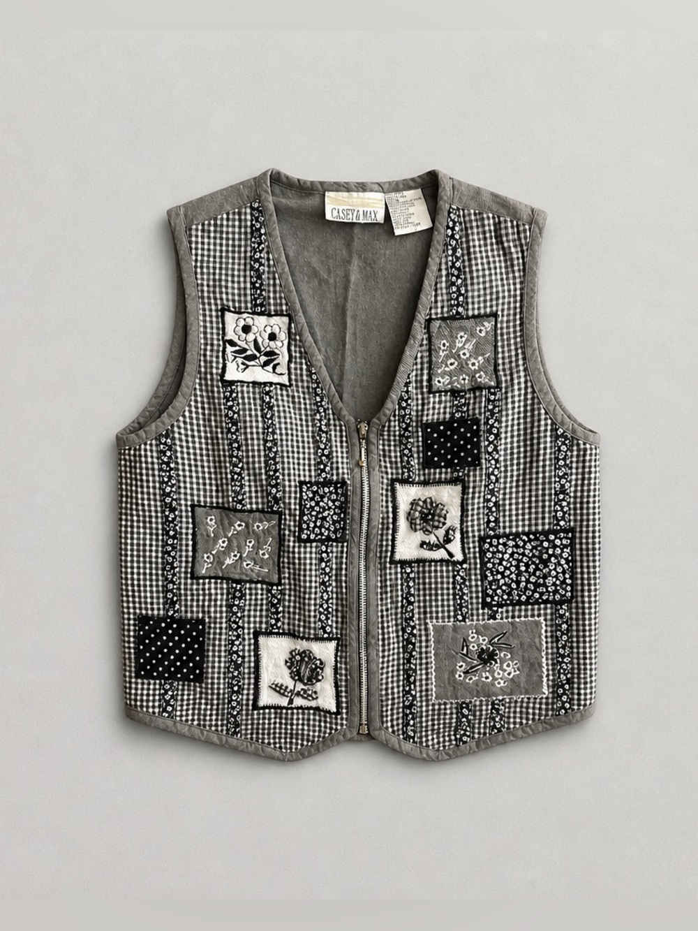 Casey & Max Women's Patchwork Quilted Vest in Gray